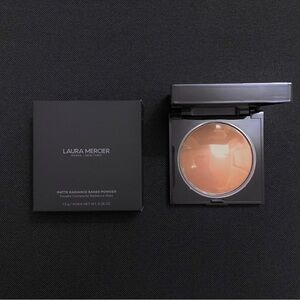 LAURA MERCIER Bronze 02 Matte Radiance Baked Powder Bronzer — Full Size .26 oz